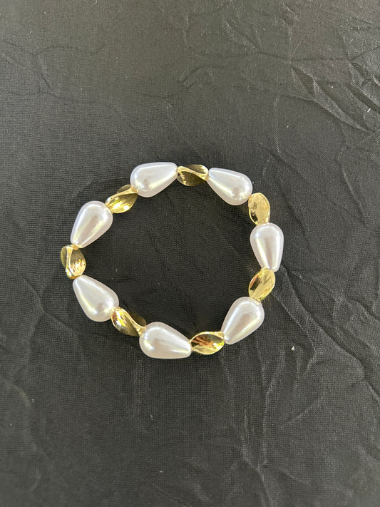 Pearl Beaded Bracelet